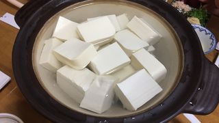 湯豆腐に舌鼓