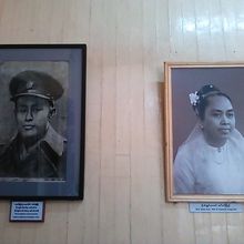 アウンサン将軍と奥様（スーのお母様）