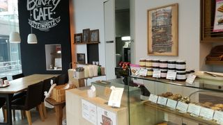 実質的に、アンデルセンとほぼ変わりなし。ドイツ式パン屋とは言えない