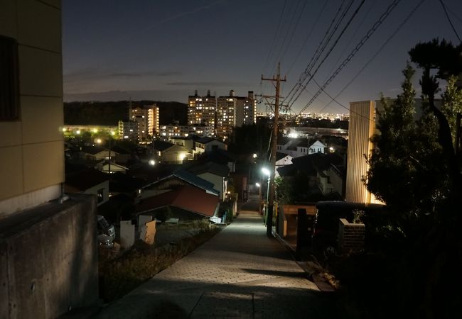 実際に立ってみると周囲がよく見渡せて