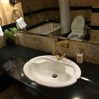 シンクの蛇口はフランス製