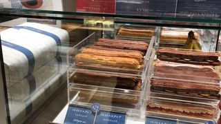 今回はエクレア