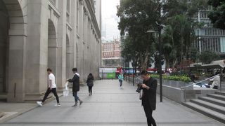 立法會大樓/和平紀念碑