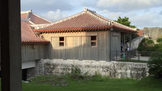 内部がこんな風になっているとは