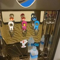 お湯　冷たい水　など