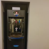 近づかないと発見しずらい設置