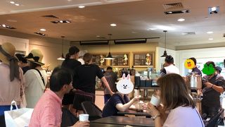 混み混みコナコーヒー人気店