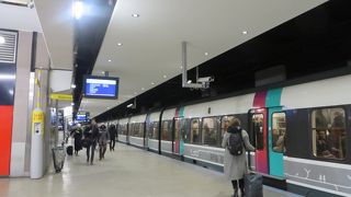 シャルルドゴール空港へのアクセスに便利