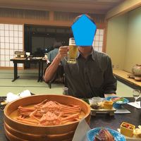 茹であがった蟹をいただきます