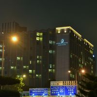 海岸通りからのホテルの眺望です