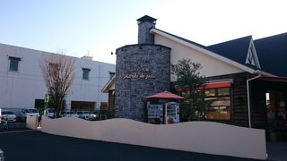 焼きたてパンでモーニング♪ 