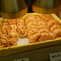 朝食のパン、この他にも食パンなど