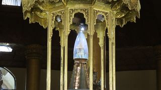 お釈迦様の歯がある