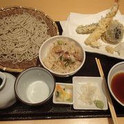 リーズナブル価格で美味しいお蕎麦が食べられます