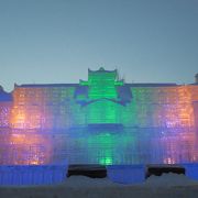 雪像を見るだけならば開催前日でも（さっぽろ雪まつり）