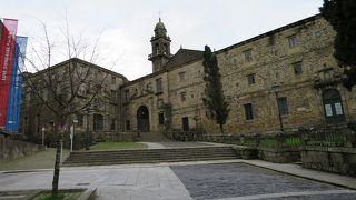 「ガリシア民族博物館」（Museo de Pobo Galego)