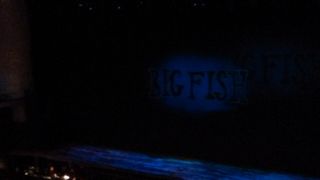 二階席の二列目