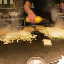 目の前で焼いてくれます