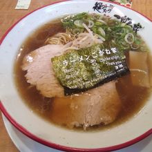 醤油ベースの中華そば