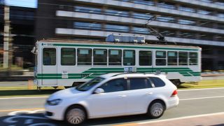 熊本市交通局が運営する路面電車です