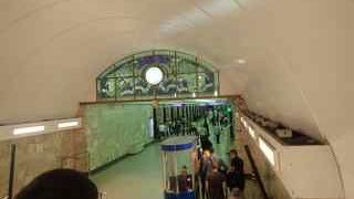 宮殿広場からも近いです