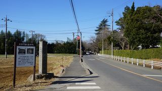 城址公園の地図にも大手門跡は載っていないし