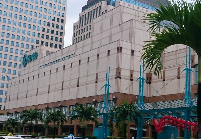 ひっ広い！ケド初心者向けなインドネシアの高級ショッピング