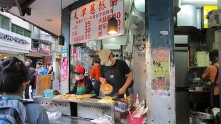 天津葱抓餅  すごい行列