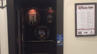 肉が硬くて味がない