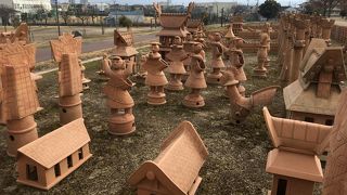 はにわがたくさん