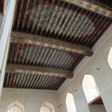 …天井の装飾が見事な個所もあります。