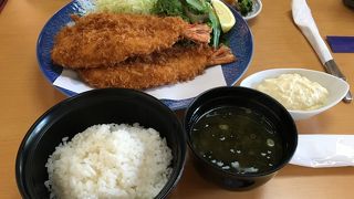 大きな大きな海老フライ