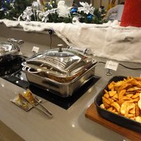 ブッフェ式の朝食　メニューの種類は十分