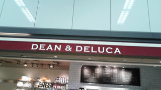 ＤＥＡＮ　＆ＤＥＬＵＣＡ