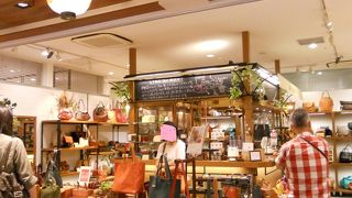 バッグ＆雑貨のお店です