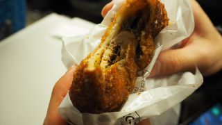 うまうま牡蠣カレーパン