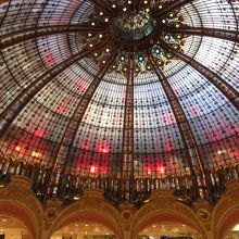 ギャラリー ラファイエット百貨店 (パリ オスマン本店) 　