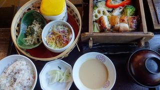 ランチメニューは種類も多く、リーズナブル。