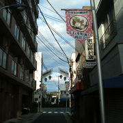 個人商店が多く祝日だとあまり楽しめないかも