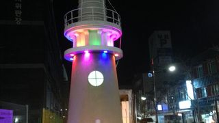 早朝からやっています。