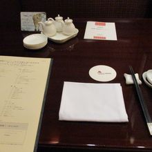 メニューみながらオーダーバイキング