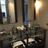 ダブルベーシン。タオル類は4枚ずつありました