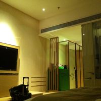 ビジネスホテルって感じです。郊外のため、香港にしては広い