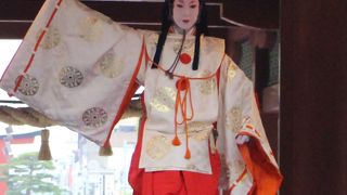 義経の愛妾・静御前が舞を舞ったところ