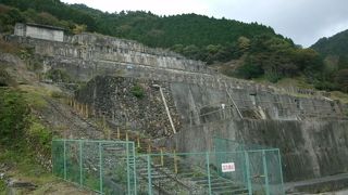 その寂寥感がたまりません