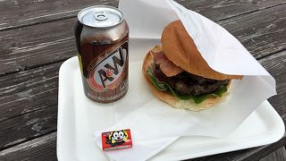 アメリカンサイズのハンバーガー♪