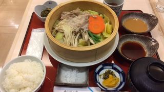待ち時間に名物を食べるなら