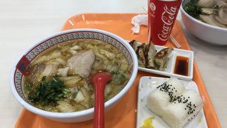 白菜たっぷり、おいしいラーメン