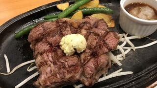 昨今流行りの肉料理のお店