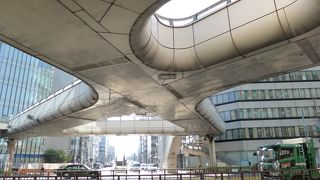 少し無機質にも感じます